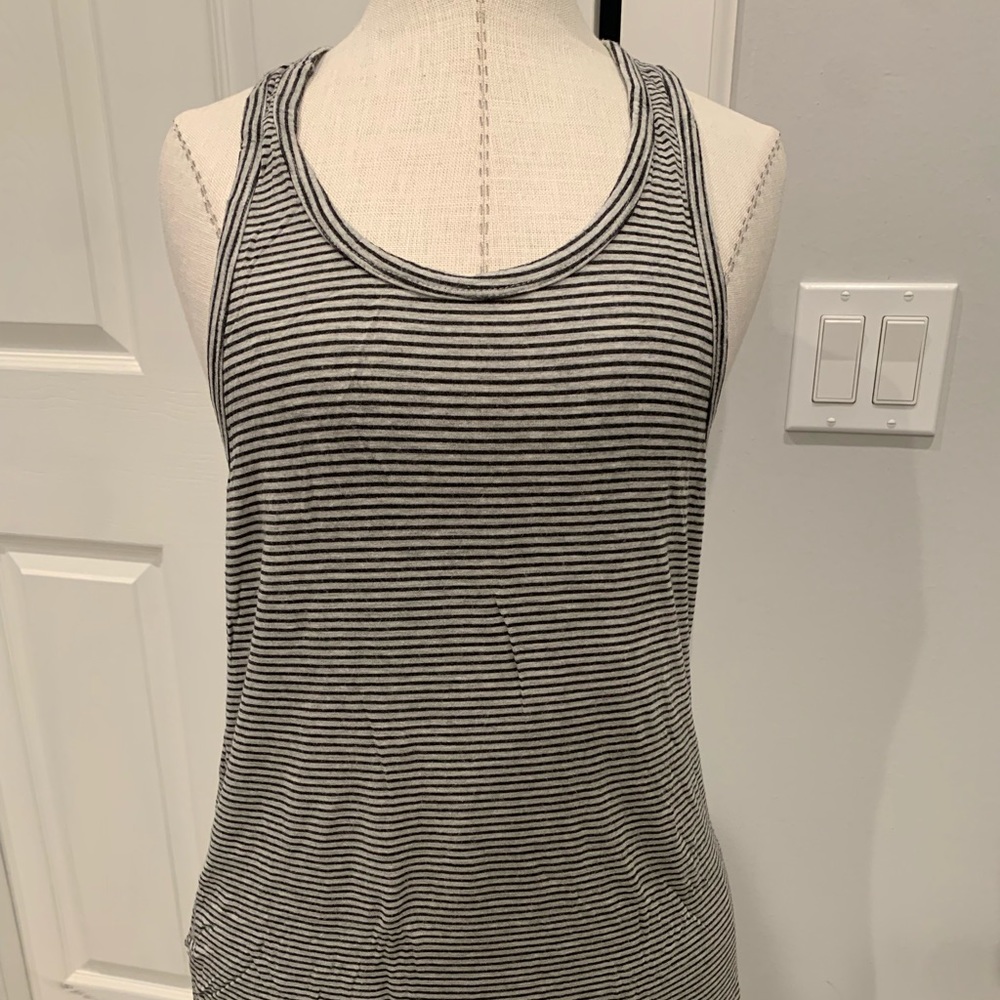Stopped black and grey tunic tank